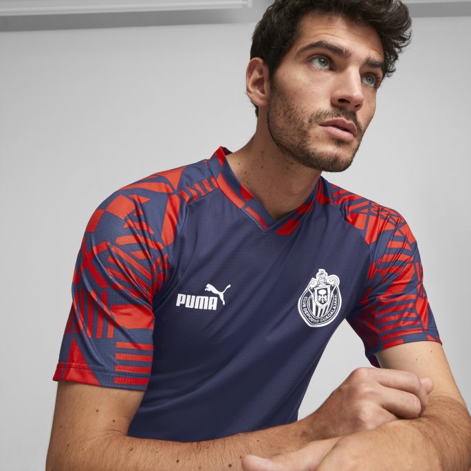 C.d. Guadalajara Fotball Herre Førkampstrøye Puma På Salg Peacoat-rød