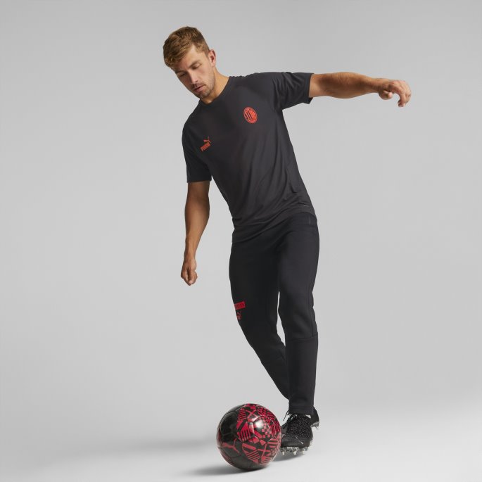 Puma På Salg A.c. Milan Fotball Casuals Tee Menn Svart-asfalt