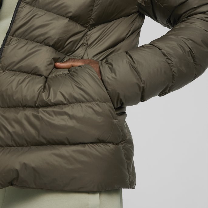 Packlite Dunjakke Menn Puma På Salg Dyp Oliven