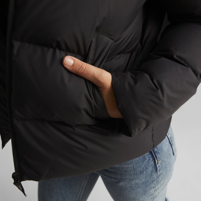 Svart Dun Puffer Kvinner Puma På Tilbud