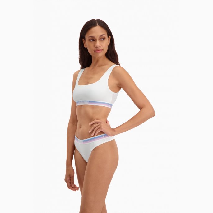 Puma På Tilbud Dame Lysende Scoop Neck Topp 1 Stk Hvit Combo