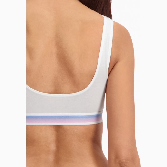 Puma På Tilbud Dame Lysende Scoop Neck Topp 1 Stk Hvit Combo